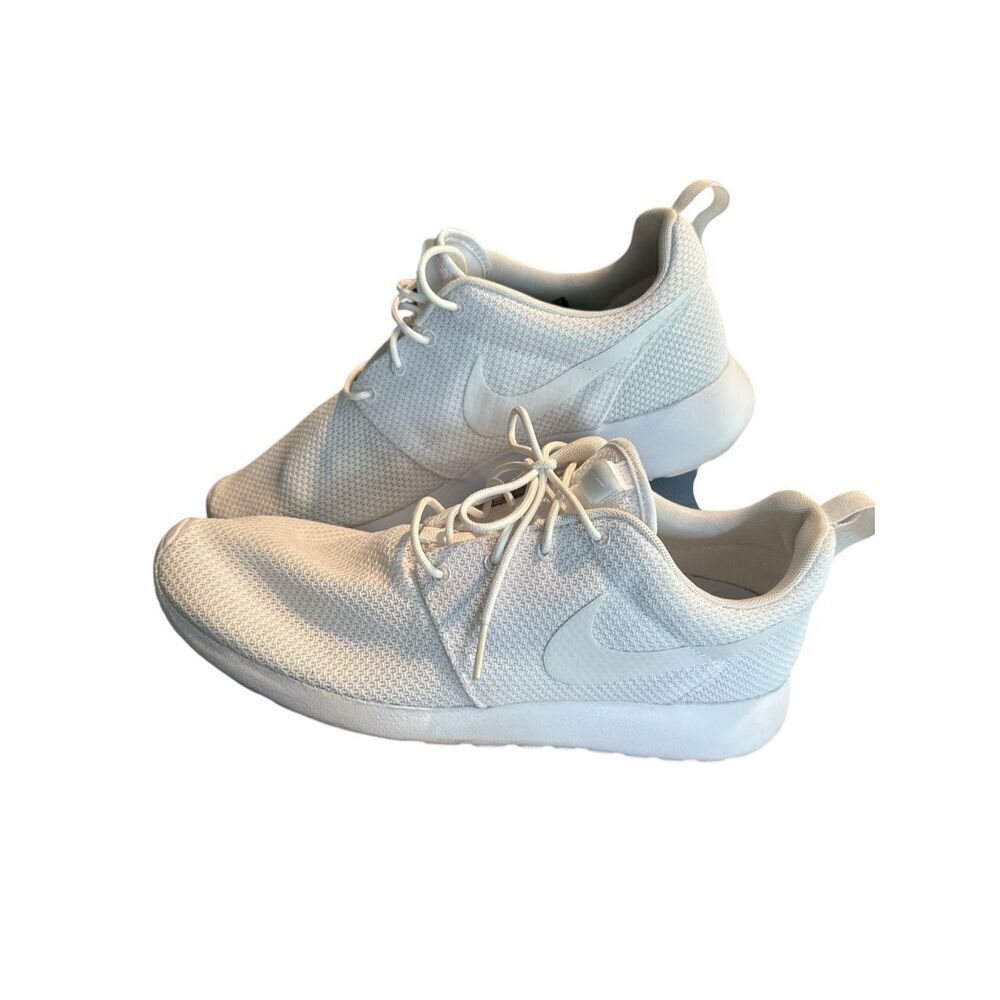 Unisex NIKE Ridge One Triple White